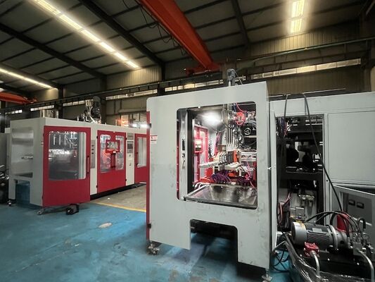 15 KW Screw Drive Power Automatic Blow Moulding Machine
